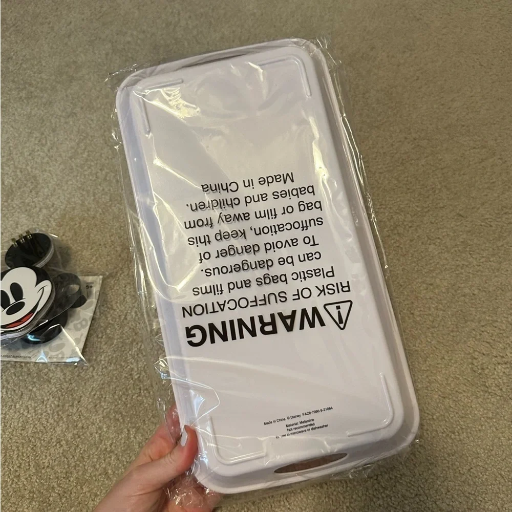 Disney tray note